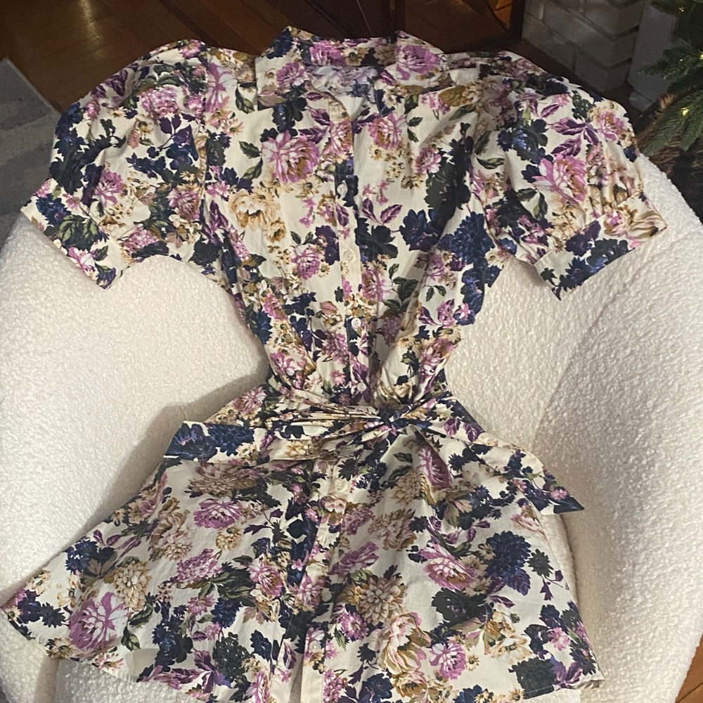 Floral women’s mini Dress in Purple and Cream